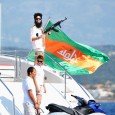 Imágenes del general Aladeen navegando por Cannes El general Aladeen ha acudido a Cannes invitado al festival de cine de Cannes que celebra su 65 aniversario. Y el general la ha vuelto a liar, aquí podeís ver...